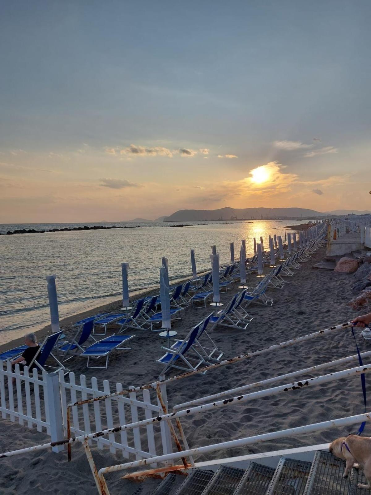 Appartamento Al Mare Di Liguria E Toscana มารีนา ดิ มาซซา ภายนอก รูปภาพ